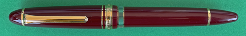 SAILOR 1911 REALO FOUNTAIN PEN IN BURGANDY WITH GOLD TRIM WITH BOX & PAPERS. 21K Medium Nib